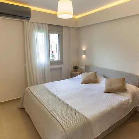Abelia Luxurious Apartment Evangelismos